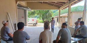 Empresas de Tijucas recebem equipe da Sade durante o Novembro Azul