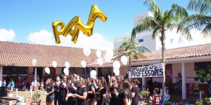 Professora  agredida em frente aos alunos
