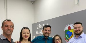 Jnia Maria Freire da Silva  homenageada pelos servios prestados  sade em Tijucas