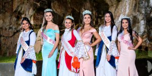 Escolhidas rainha e princesas do Festival do Camaro