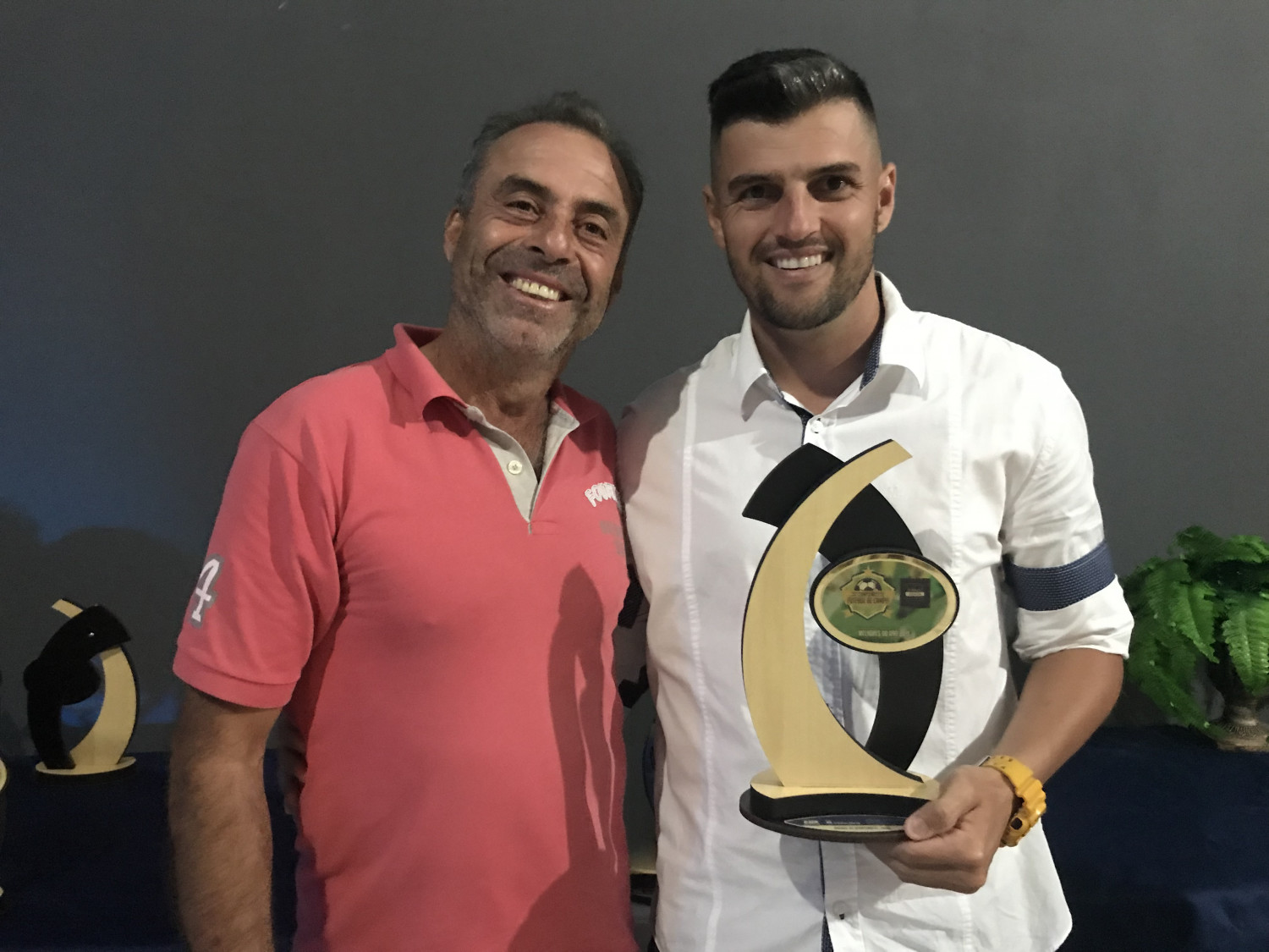 Canelinha premia os destaques do futebol