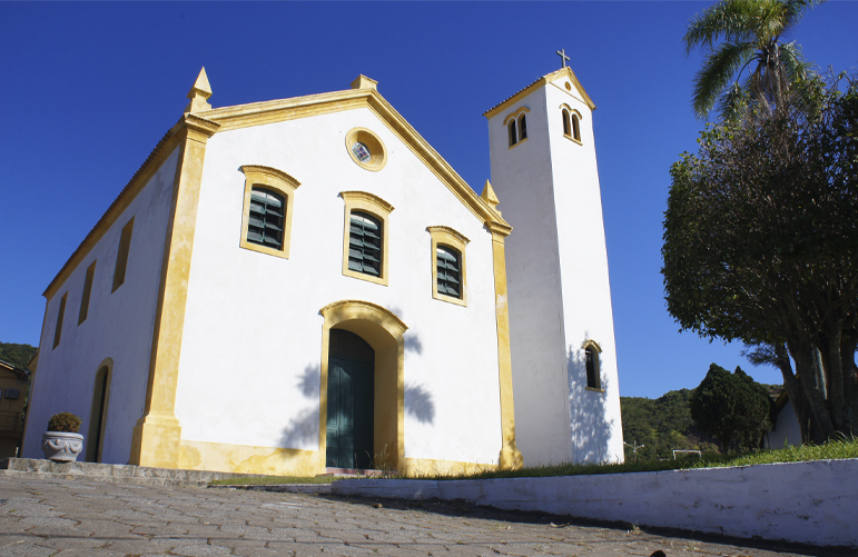 Porto Belo comemora 185 anos de histria