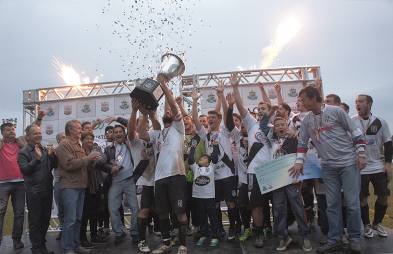 Ponte Preta fica com a taça da série B