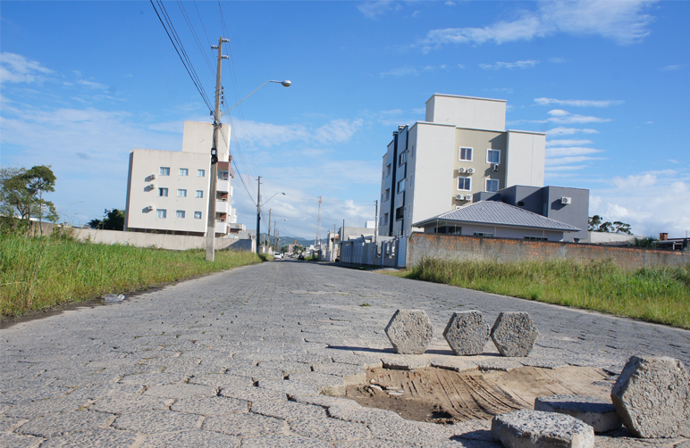 Prefeitura quer saber: onde tem buraco?