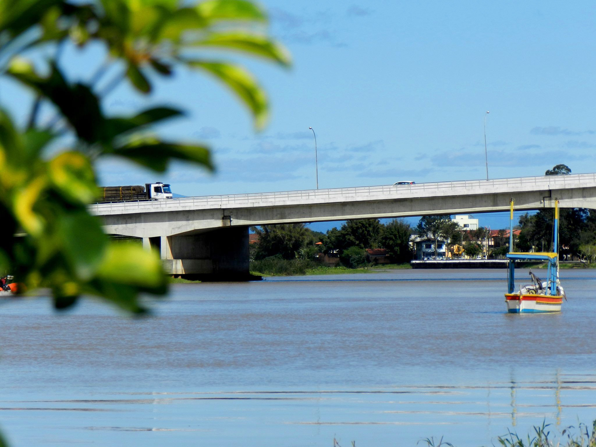 Programao encerra com torneio de pesca no rio