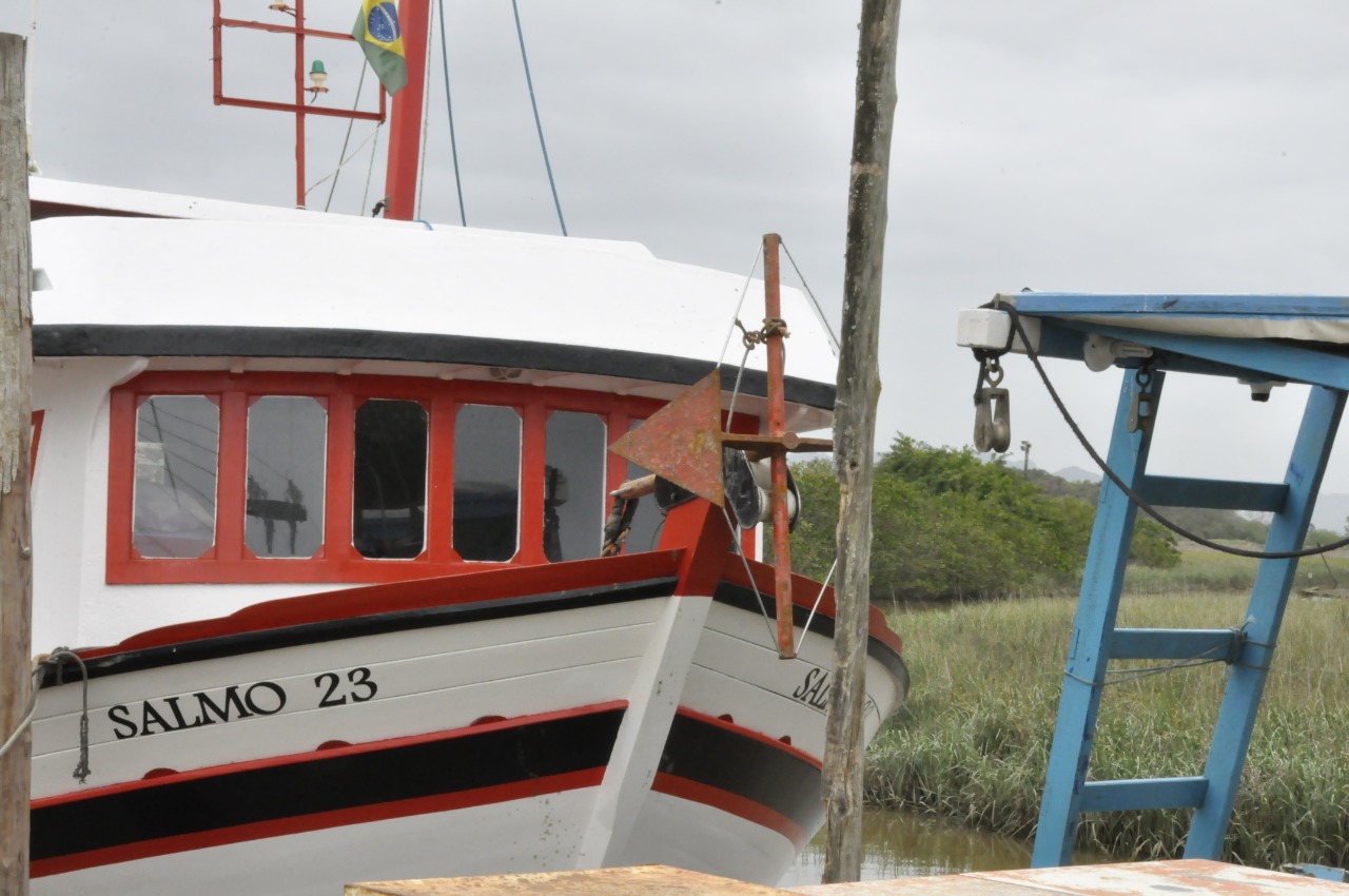 Pescadores so incentivados a regularizar documentao