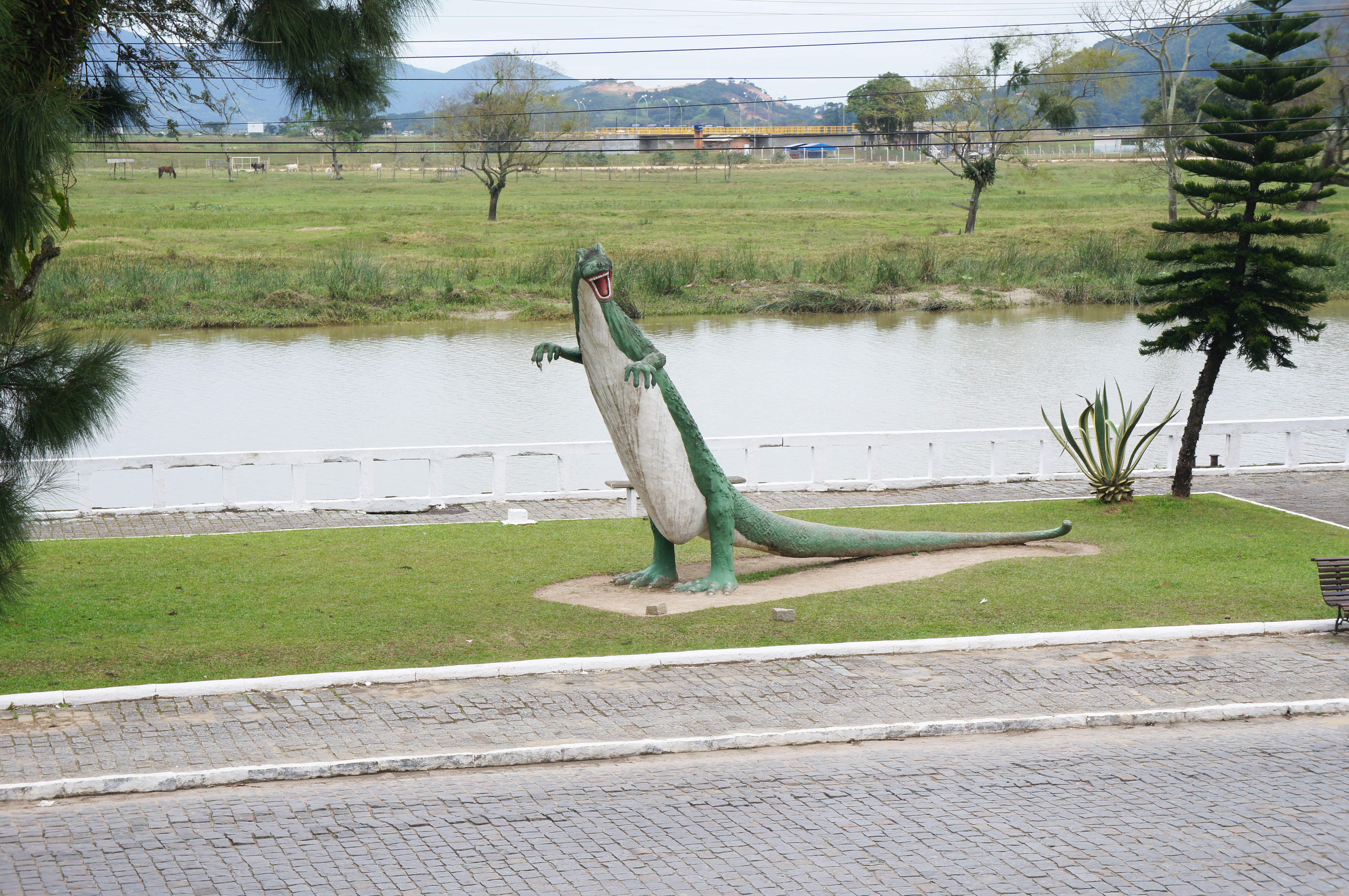 Vai ter evento cultural na praa do Dinossauro