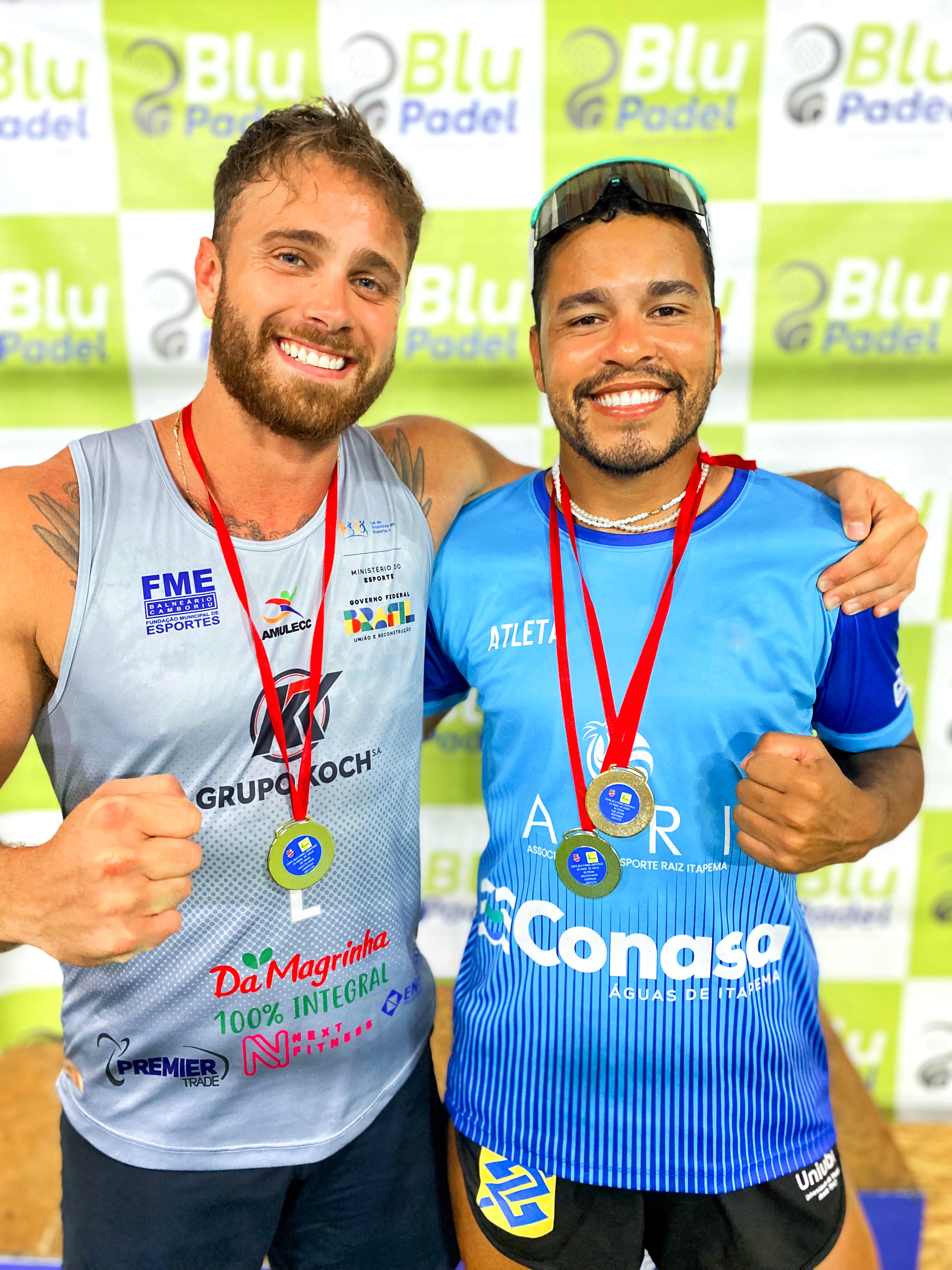 Atleta de Porto Belo  eleito o melhor do campeonato AMIVOLEI em Jaragu do Sul