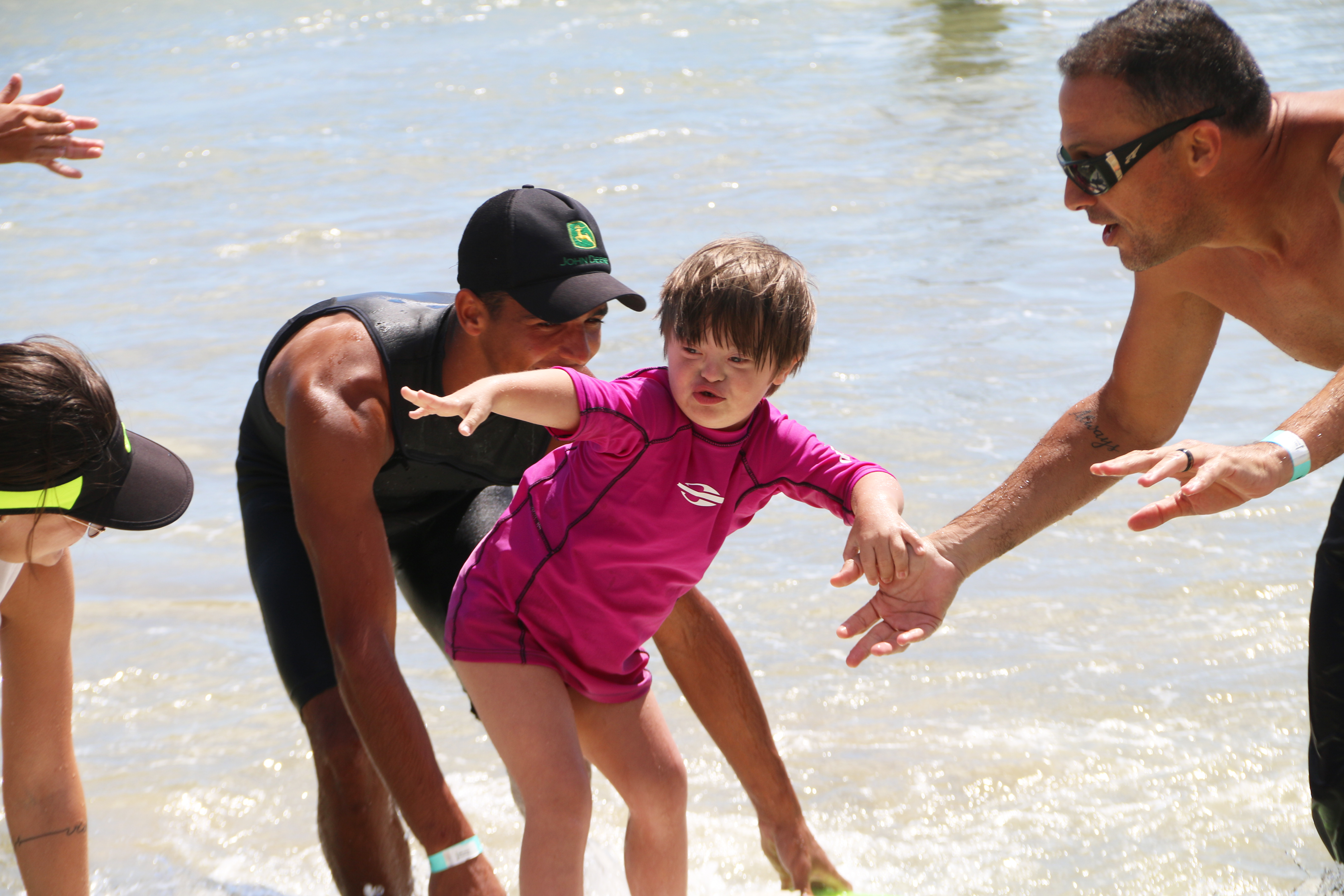 Praia de Itapema recebe evento de Surf Inclusivo