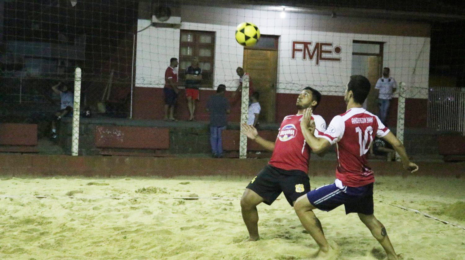 Definidos finalistas do futevlei e vlei de duplas