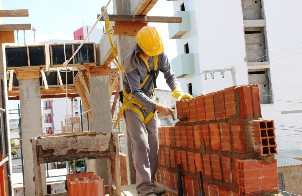 Itapema está entre as cidades que mais empregaram em setembro