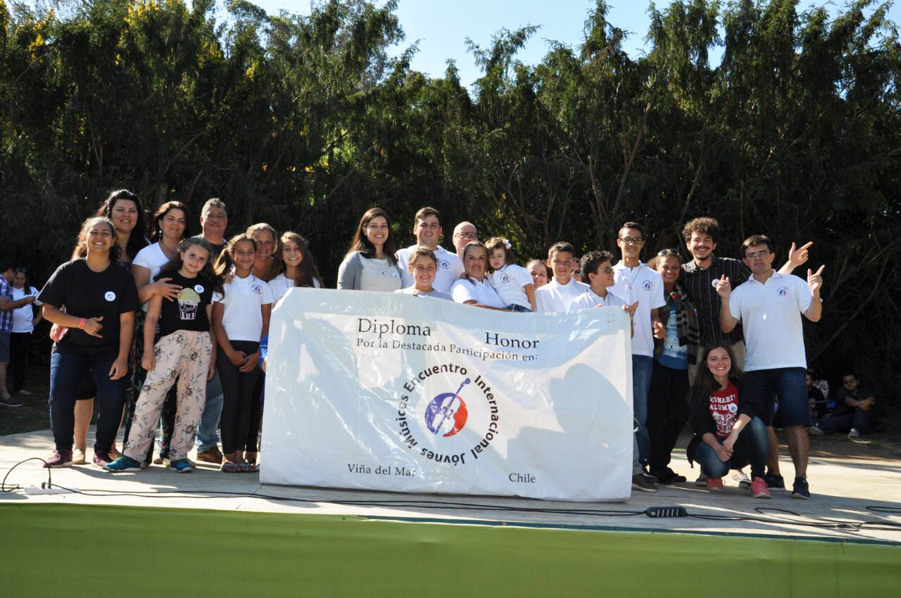 Violinistas daqui participam de encontro no Chile