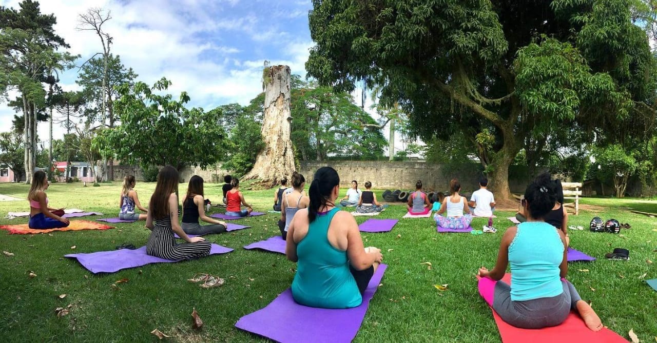 Tijucas oferece aulas de Yoga no Casaro Gallotti