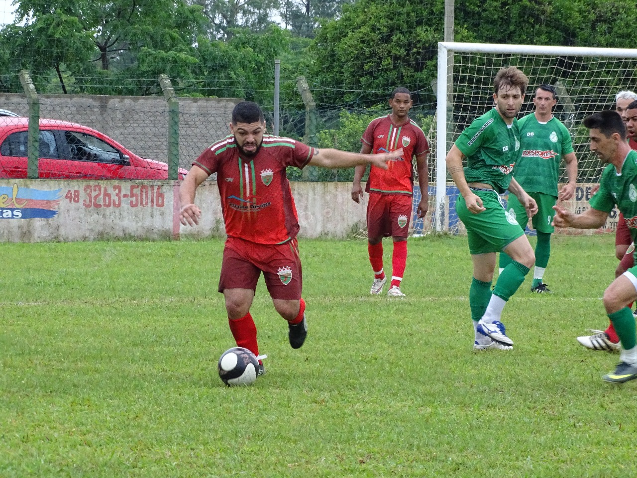 Renascena e Joaia avanam para a semi