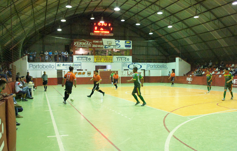 Feras e Bahia seguem invictos na srie A