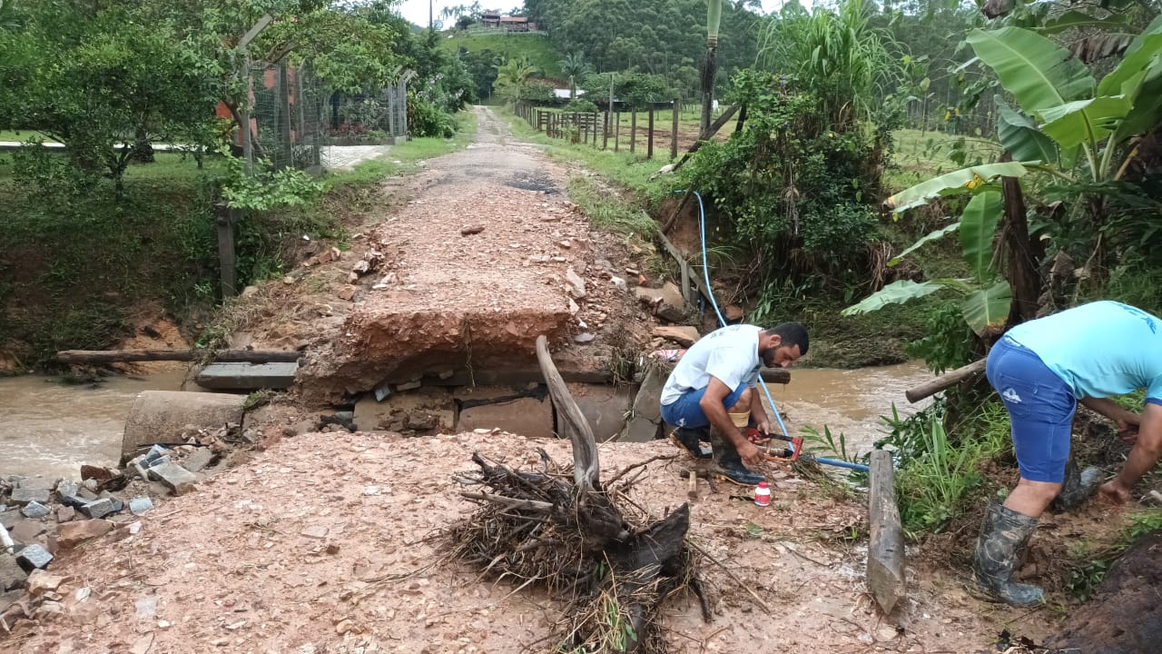 Defesa Civil monitora situao pela cidade