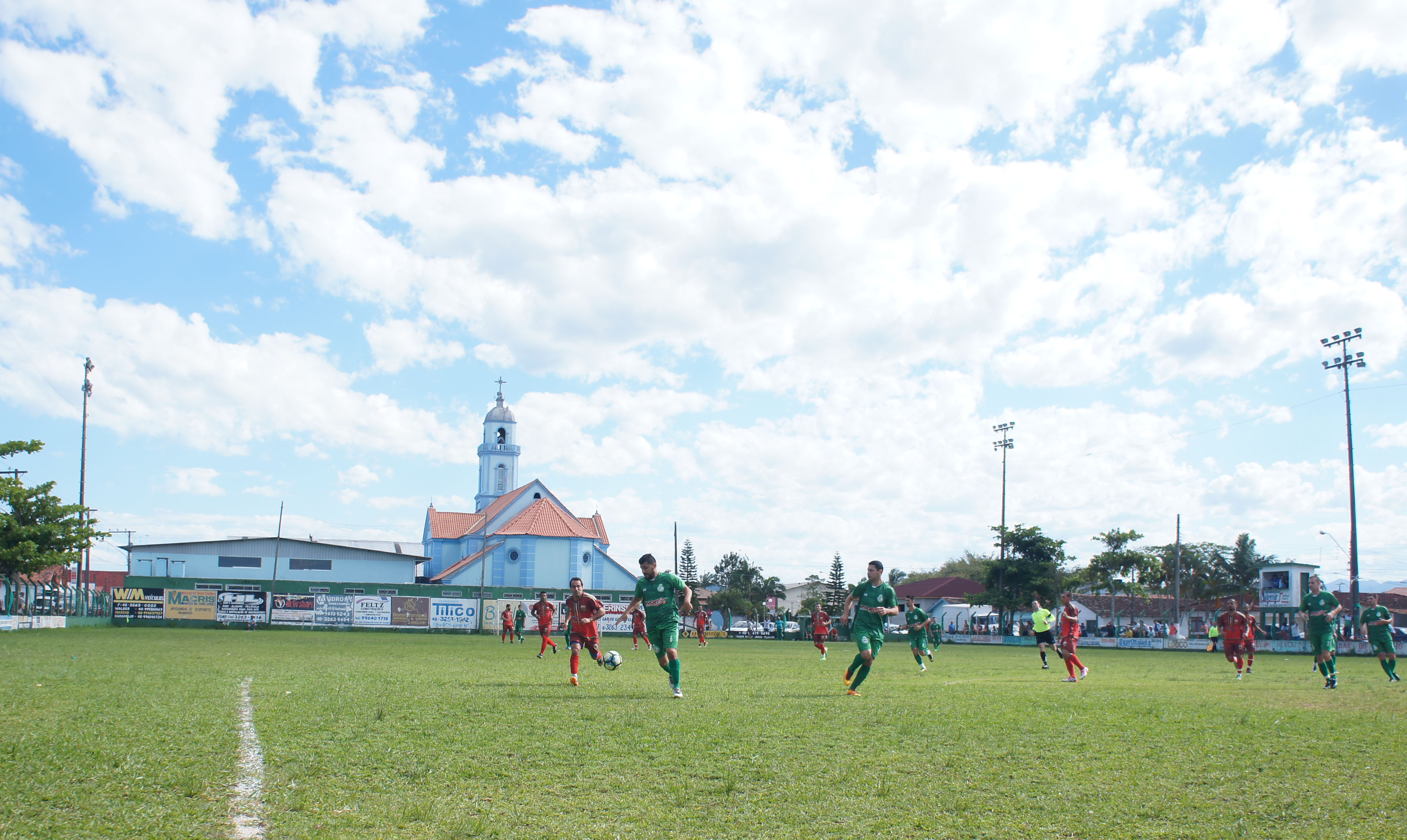 Renascena ganha e est na final da Liga